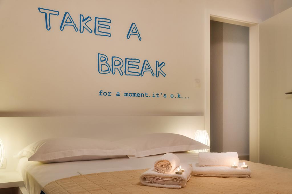Villa Majestic With Heated Pool And Rooftop Terrace Bol Room photo