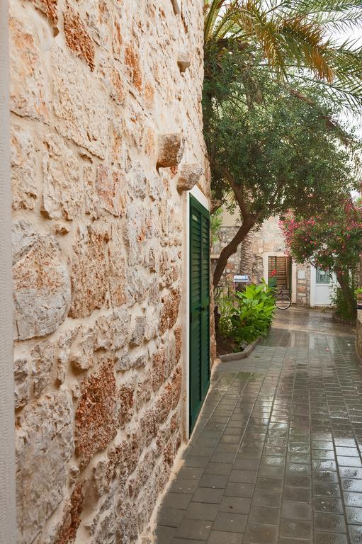 Villa Majestic With Heated Pool And Rooftop Terrace Bol Room photo